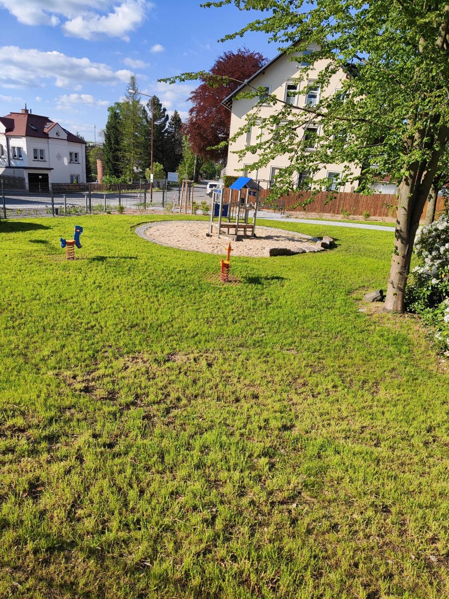 Ferienwohnungen An Der Fichtelbergbahn Cranzahl Luaran gambar